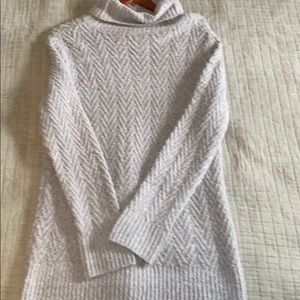 Women’s Sweater